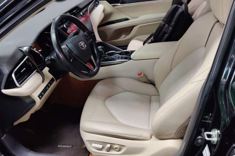 Used Toyota Camry 2019 2.5G Luxury Edition China VI Standard