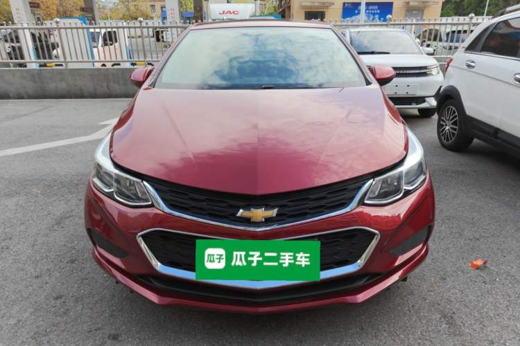 Used Chevrolet Cruze 2018 320 Automatic Pioneer Sunroof Edition
