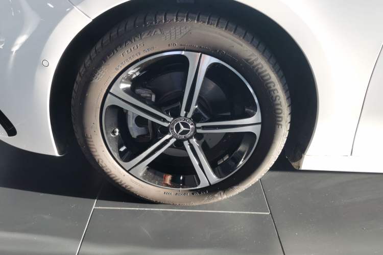 Used Mercedes-Benz A-Class 2025 A 200 L Fashion Model
