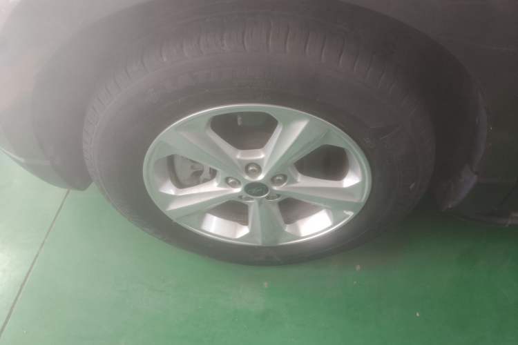 Used Ford Edge 2016 EcoBoost 245 Two-Wheel-Drive Titanium 5-Seater
