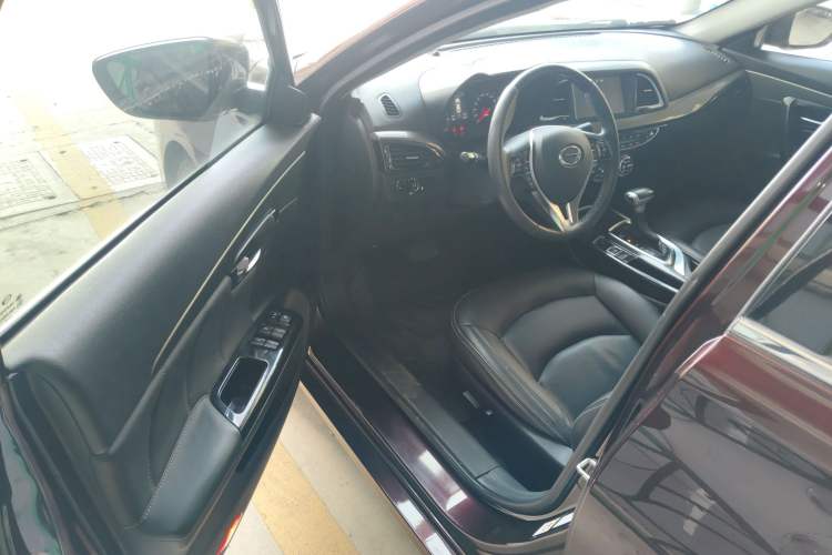 Used GAC Trumpchi GA6 2016 235T DCT Luxury Edition
