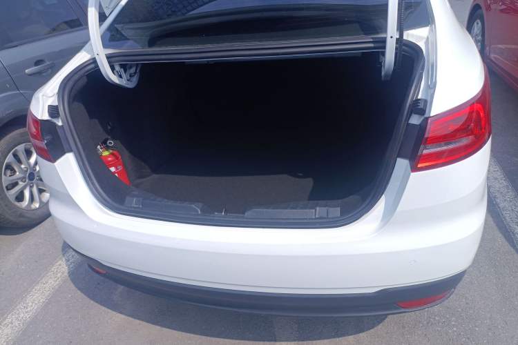 Used Ford Escort 2019 Revised Version 1.5L Automatic Enjoyment Type China VI Standard
