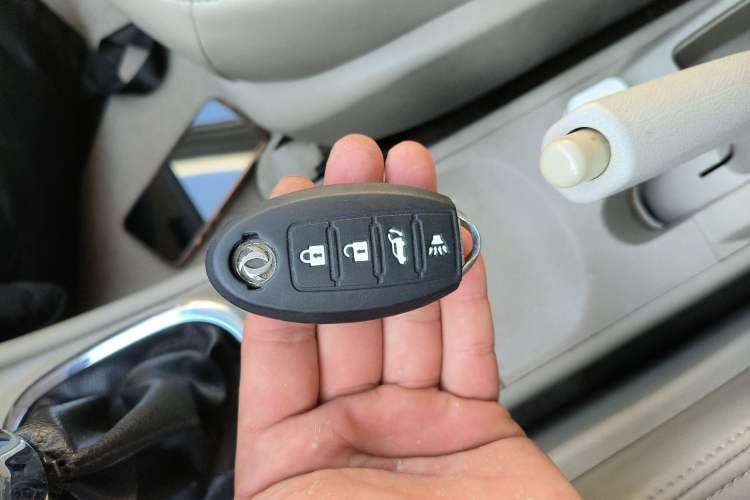 Used Dongfeng Aeolus A60 2012 1.6L Manual Prestige Edition
