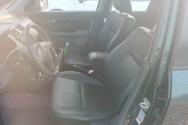 Used Suzuki Swift 2016 1.5L Automatic Fashionable Coolplay Edition
