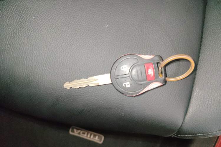 Used Nissan Tiida 2011 1.6L CVT Comfort Model
