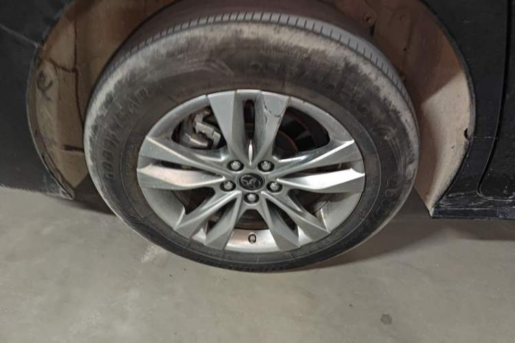 Used Toyota Sienna 2021 2.5L Hybrid Platinum Edition
