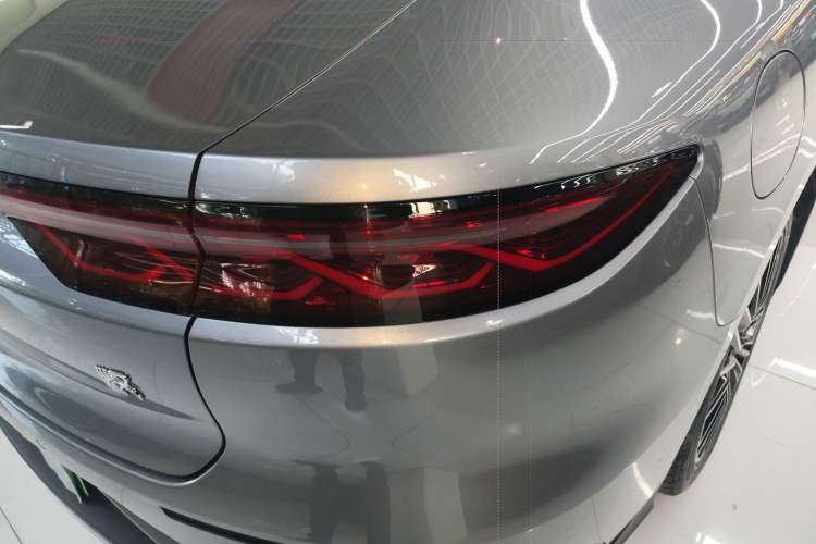 Used BYD Han 2022 DM-i 121KM Luxury Model