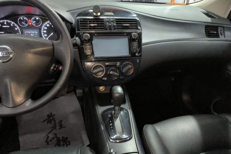 Used Nissan Tiida 2011 1.6L CVT Comfort Model
