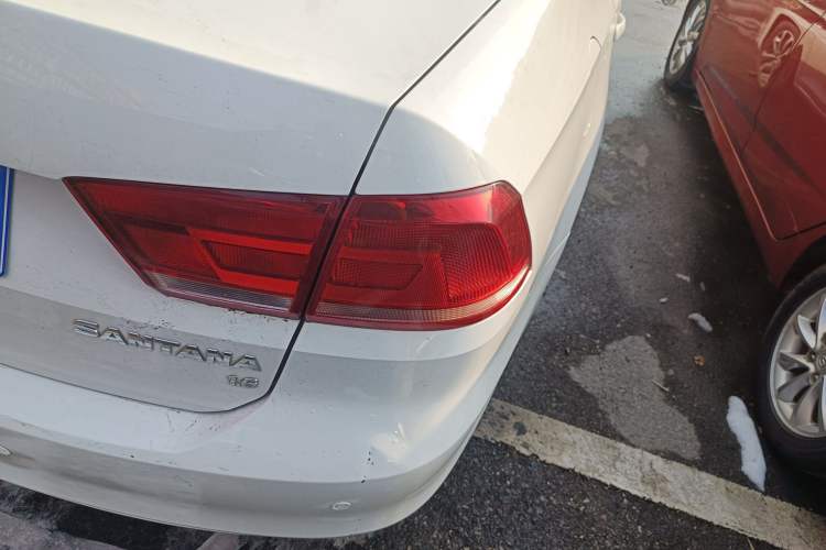 Used Volkswagen Santana 2015 1.6L Manual Fashion Edition