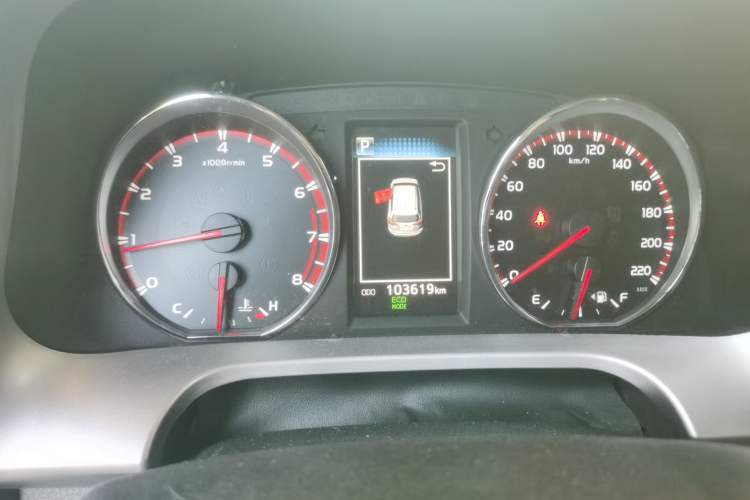 Used Toyota RAV4 2016 2.0L CVT Two-Wheel Drive Smart Edition China V Standard
