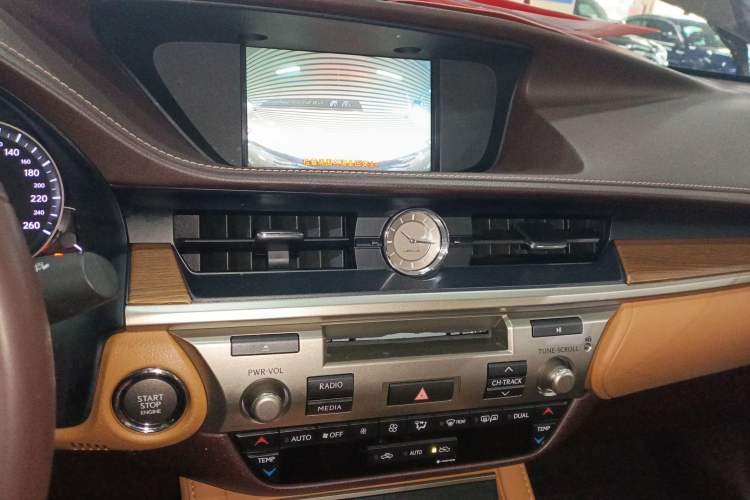 Used Lexus ES 2015 200 Elite Edition
