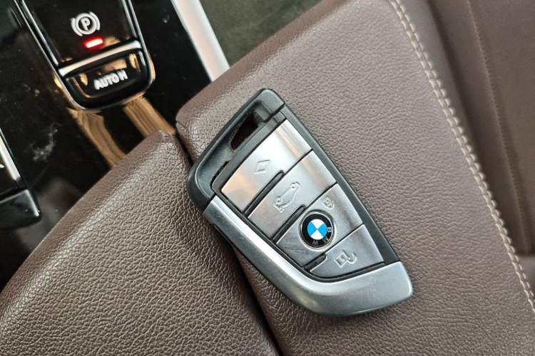 Used BMW 5 Series 2022 Second Facelift 525Li Luxury Package