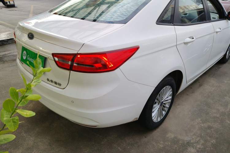 Used Ford Escort 2017 Revised Version 1.5L Manual Comfort Edition