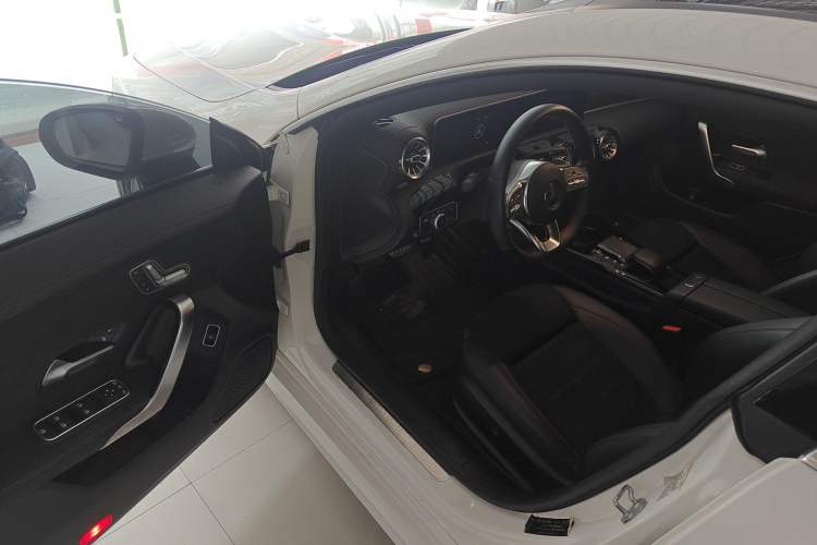 Used Mercedes-Benz CLA 2020 CLA 200
