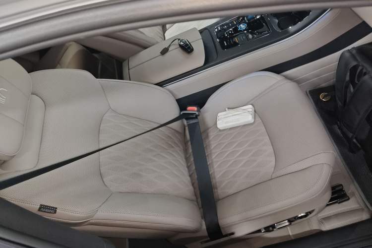 Used BYD Han 2025 DM-i 125KM Prestige Model
