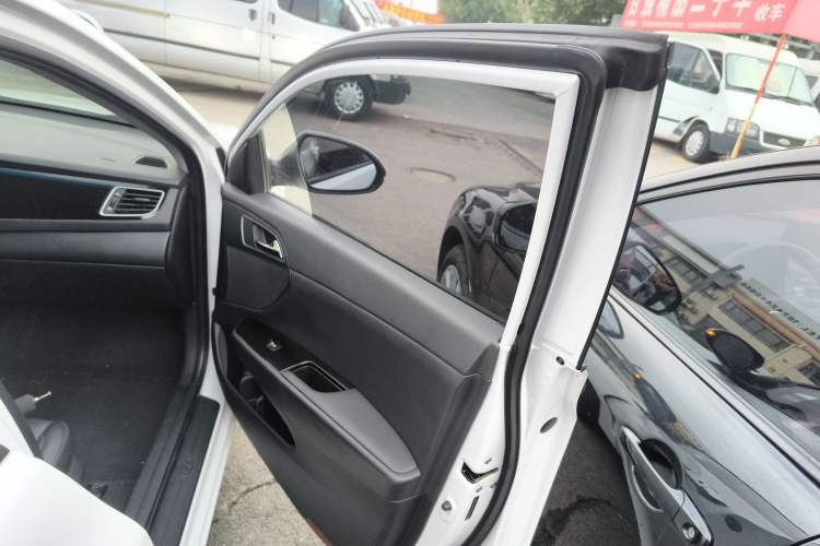 Used Hyundai Mistra 2016 1.8L Automatic Smart GLS
