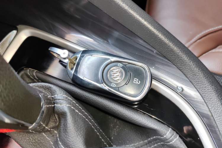 Used Buick GL6 2019 18T 6-Seater Connected Luxury Version China V Standard