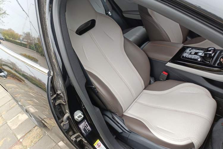 Used BYD Qin PLUS 2023 Champion Edition DM-i 55KM Leading Model
