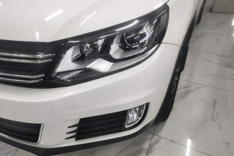 Used Volkswagen Tiguan 2015 1.8TSI Automatic Two-Wheel Drive Luxury Model
