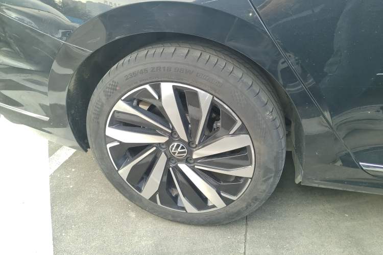 Used Volkswagen Passat 2024 380TSI Elite Edition