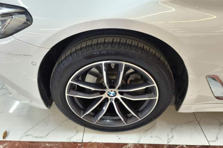Used BMW 5 Series 2021 Facelifted 525Li M Sport Package