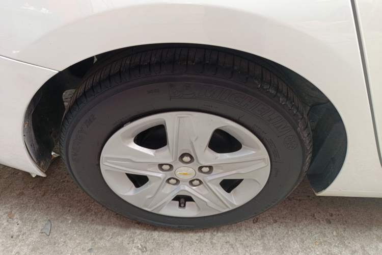 Used Chevrolet Cavalier 2019 320 Automatic Enjoyment with Sunroof