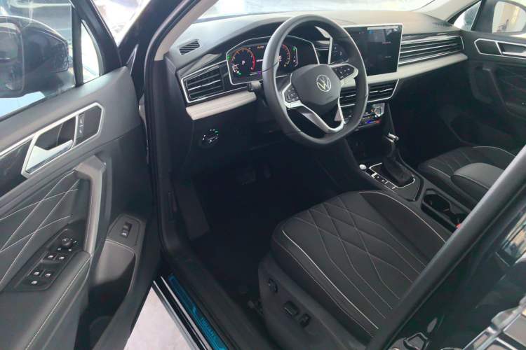 Used Volkswagen Tiguan L 

