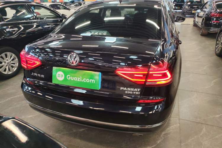 Used Volkswagen Passat 2016 330TSI DSG Luxury Edition
