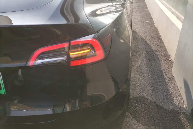 Used Tesla Model Y 2021 Standard Range Rear-Wheel Drive Version
