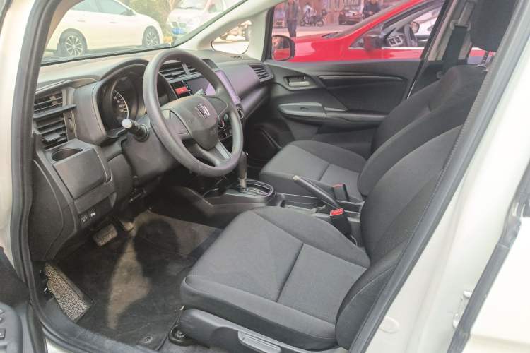 Used Honda Fit 2016 1.5L LXS CVT Comfort Sunroof Version
