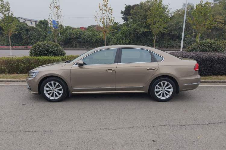 Used Volkswagen Passat 2017 280TSI DSG Luxury Edition
