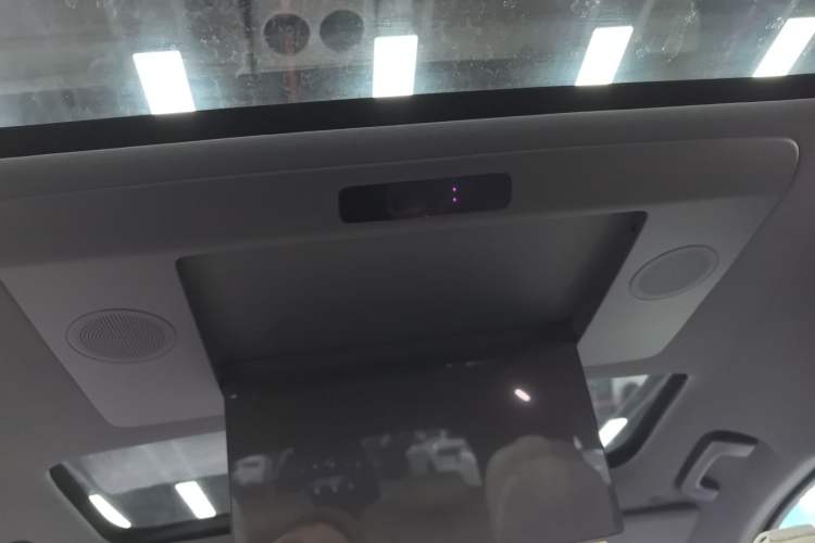 Used Li Auto L9 2022 Max model
