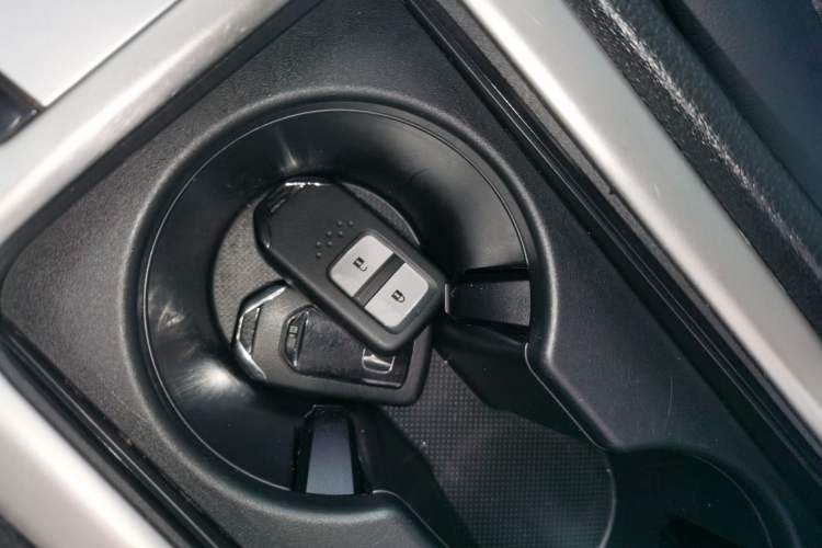 Used Honda Jade 2014 1.8L Automatic Comfort Elite Version 5 Seats