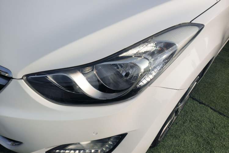 Used Hyundai Elantra 2015 1.6L Automatic Leading Model
