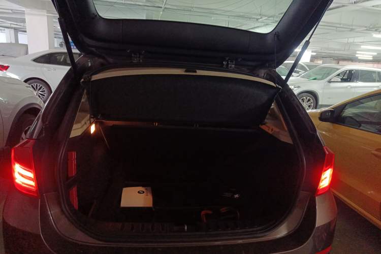 Used BMW X1 2012 sDrive18i Luxury Edition
