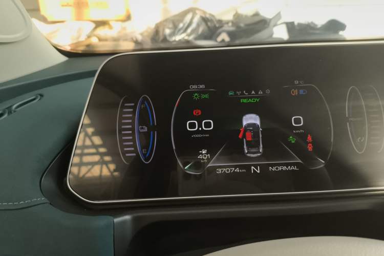 Used ORA Good Cat 2021 400km Standard Range Muse Edition Lithium-Ion Battery