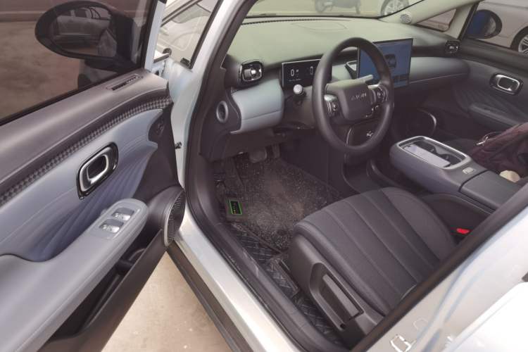 Used AION UT 2025 330 Starlight Edition