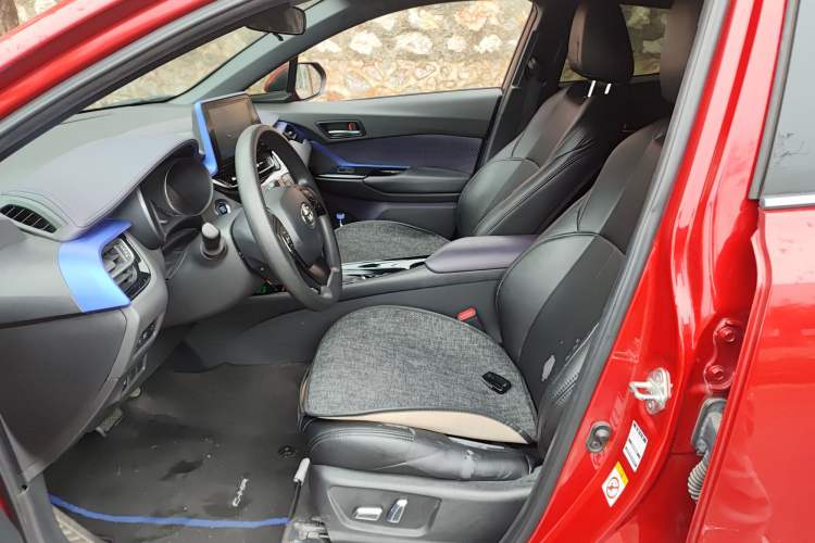 Used Toyota C-HR 2018 2.0L Leading Edition China VI