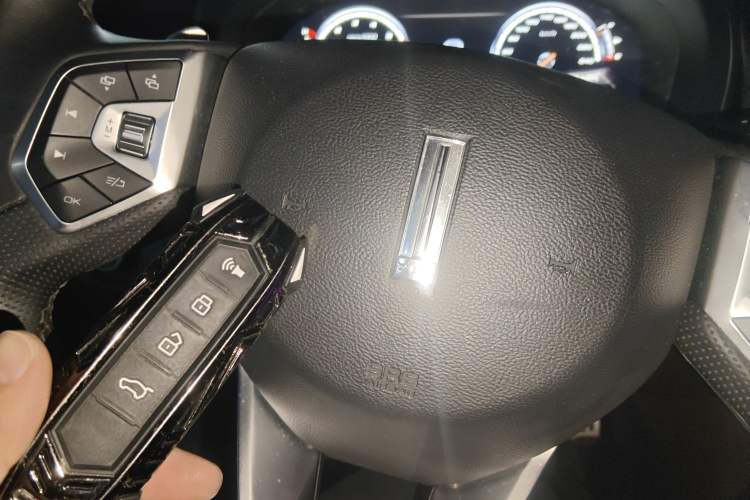 Used Wey VV7 2017 2.0T Flagship Edition
