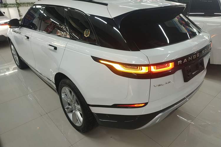 Used Land Rover Range Rover Velar 2022 250 PS Sparkling Heritage Edition
