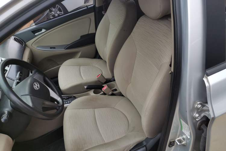 Used Hyundai Verna 2014 1.4L Automatic Smart GLS
