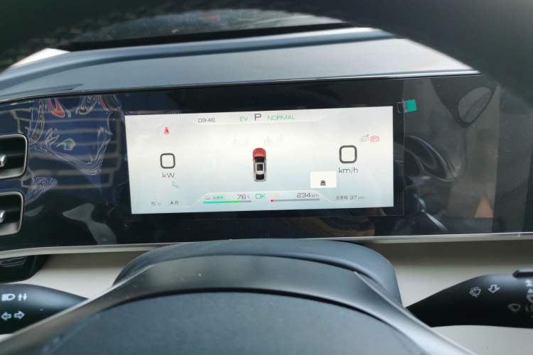 Used BYD Qin L 2024 DM-i 120KM Beyond Model
