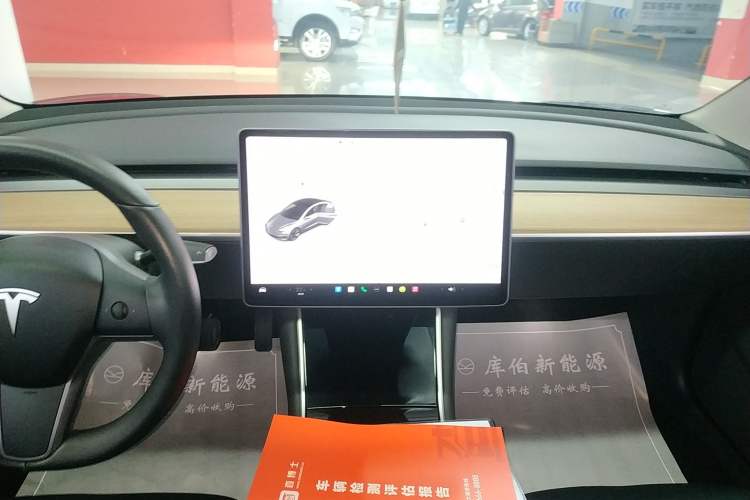 Used Tesla Model 3 2019 Long-Range Rear-Wheel-Drive Version
