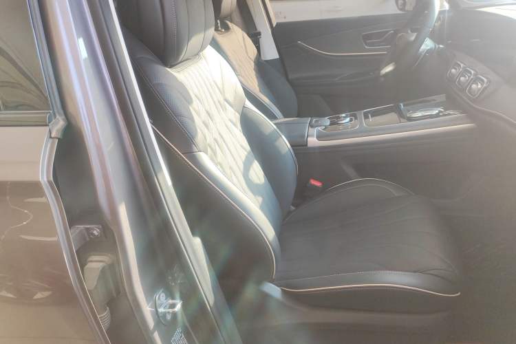 Used Chery Tiggo 9 2023 2.0T Dual-Clutch Two-Wheel Drive Luxury Edition 5 Seats
