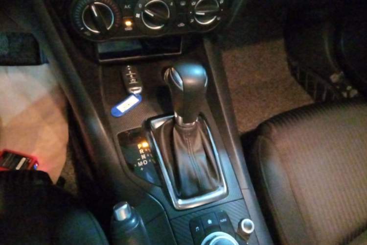 Used Mazda Mazda 3 Axela 2016 Sedan 1.5L Automatic Comfort Model
