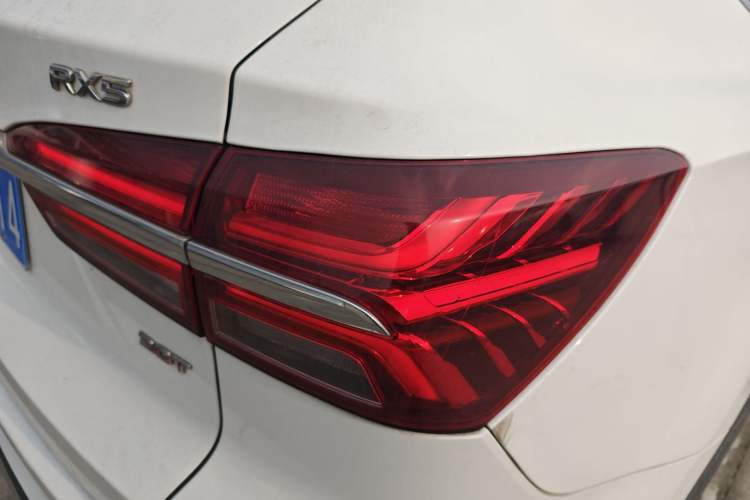 Used Roewe RX5 2018 20T Two-Wheel Drive Automatic Internet Smart Edition