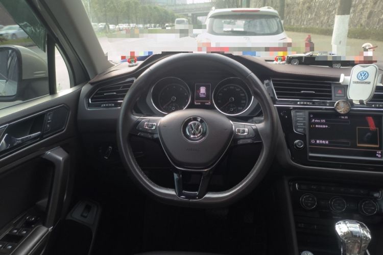 Used Volkswagen Tiguan L 2017 330TSI Automatic Two-Wheel Drive Flagship Edition