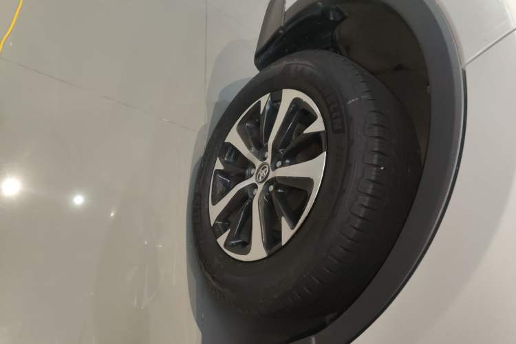 Used Toyota RAV4 2019 2.0L CVT Two-Wheel Drive Pioneer Edition China V Standard