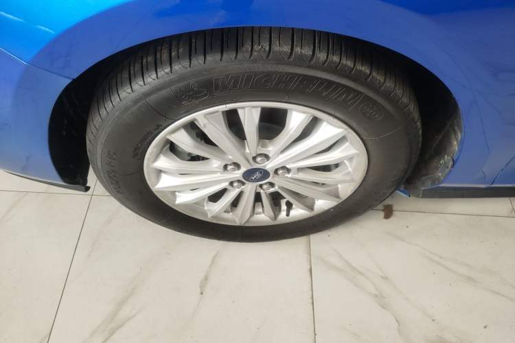 Used Ford Focus 2021 Sedan EcoBoost 180 Automatic Trendy Model
