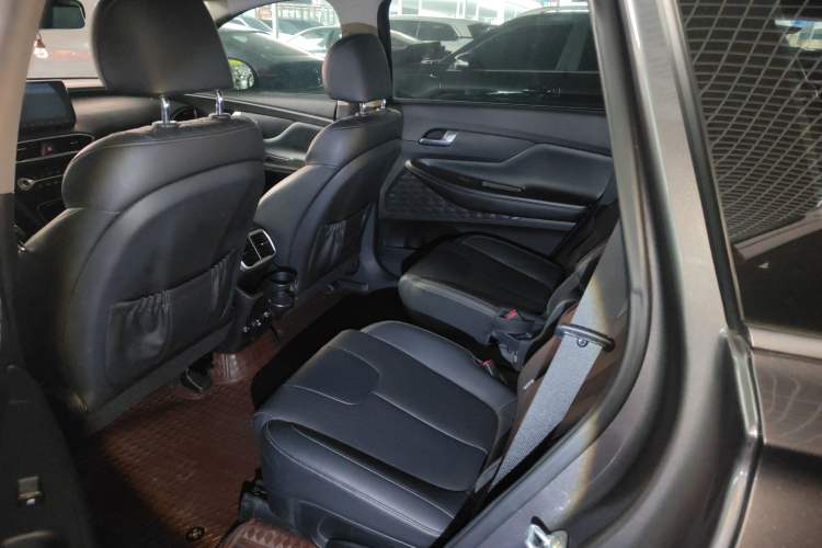 Used Hyundai Santa Fe 2020 380 TGDi Automatic Two-Wheel Drive GLS Luxury Edition
